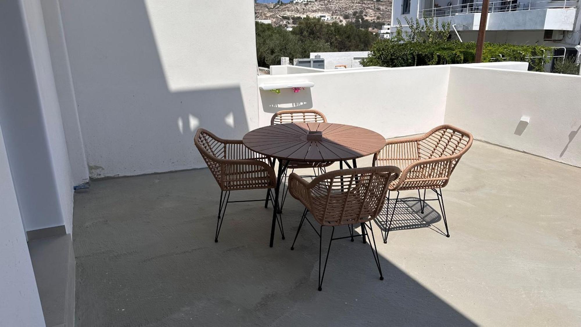 Aristotle Suites Adamantas Exterior photo