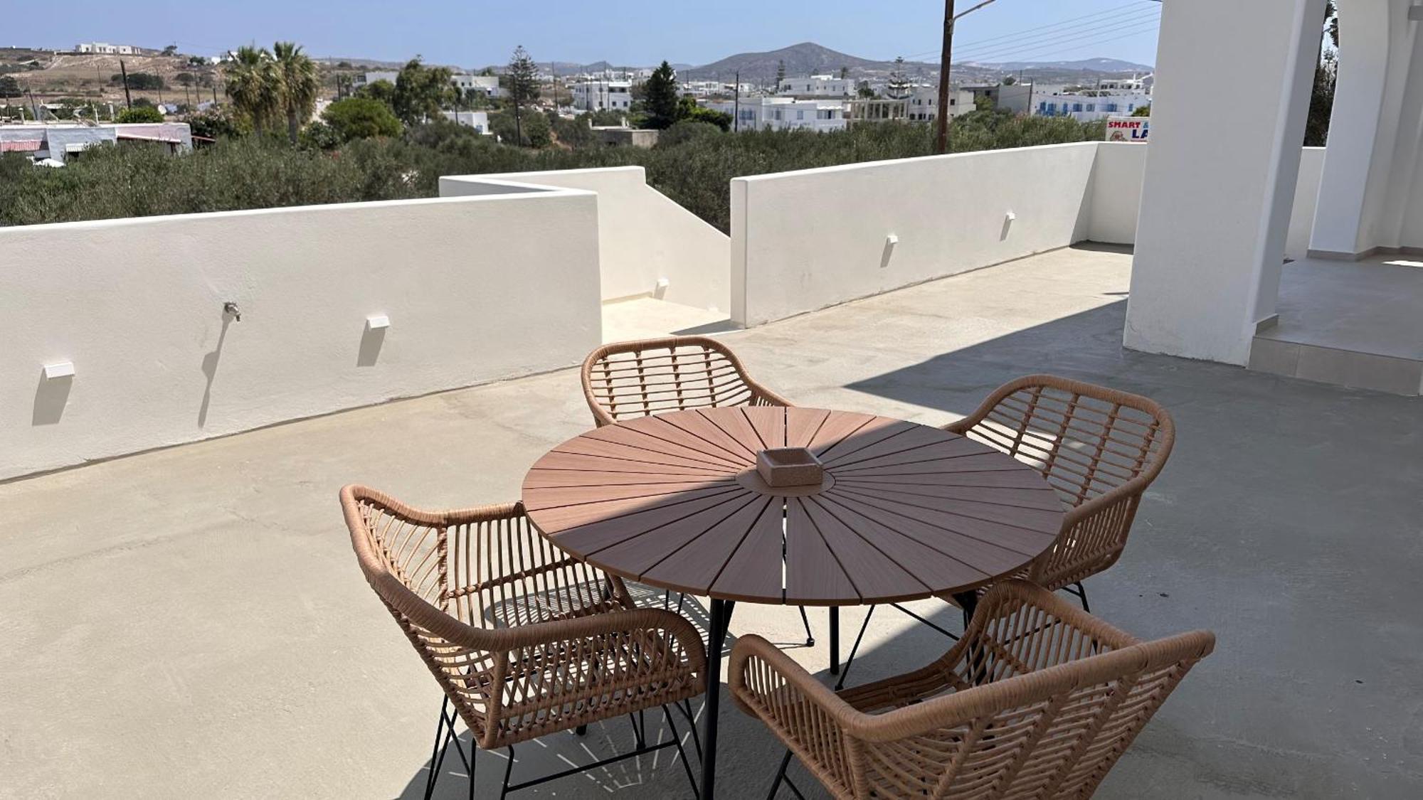 Aristotle Suites Adamantas Exterior photo