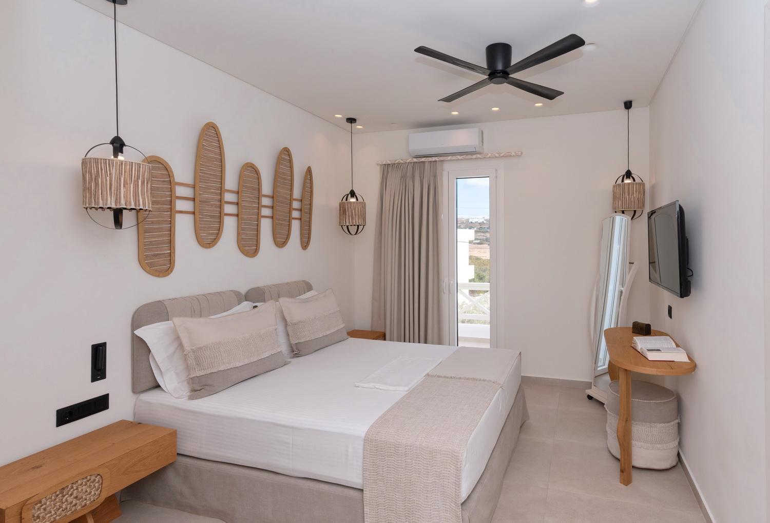 Aristotle Suites Adamantas Exterior photo