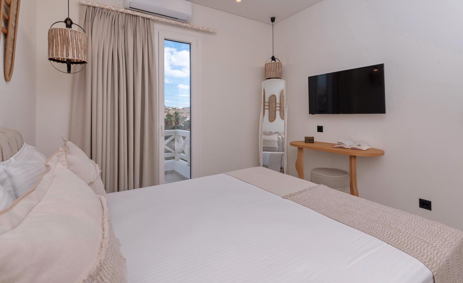 Aristotle Suites Adamantas Exterior photo